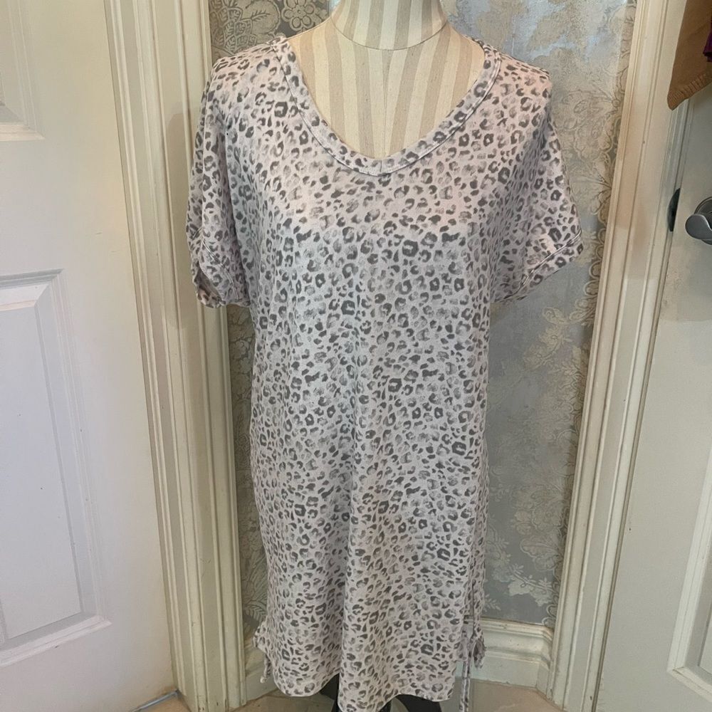 TAHARI Sleep Shirt!